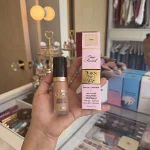 TOO FACED Corrector Born This Way Super Coverage Multi-Use Sculpting Concealer taffy