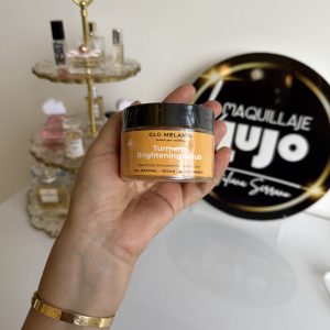 GLO Melanin Exfoliante de cúrcuma para manchas oscuras en los muslos internos del área del bikini, axilas, exfoliante natural también para la cara