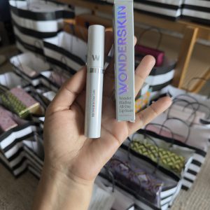 Wonder Blading All-Day Lip Stain Wonderskin whimsical