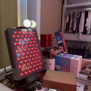 Panel de Terapia de Luz Roja Hooga, Luz LED Roja e Infrarroja Cercana con Temporizador, 72 LEDs de Bajo Nivel de Alta Eficiencia (<5 mW), Dispositivo de Bienestar y Recuperación de la Serie Ultra