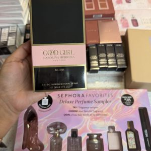 Kit de perfumes mini Sephora favorites + Carolina Herrera 30ml