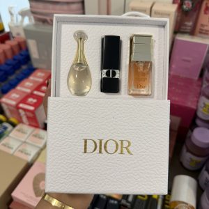 Kit Dior beauty