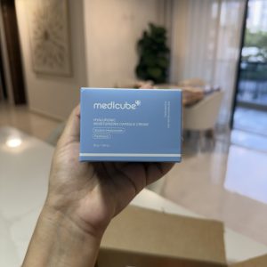 Medicube Hyaluronic Moisturizing Capsule Cream
