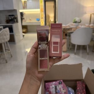 PATRICK TA Major Headlines Double-Take Crème & Powder Blush Duo she goes to the gym