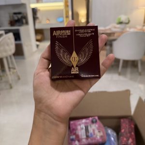 Charlotte Tilbury Airbrush Flawless Finish Refillable Blurring & Setting Powder Tono 2 médium